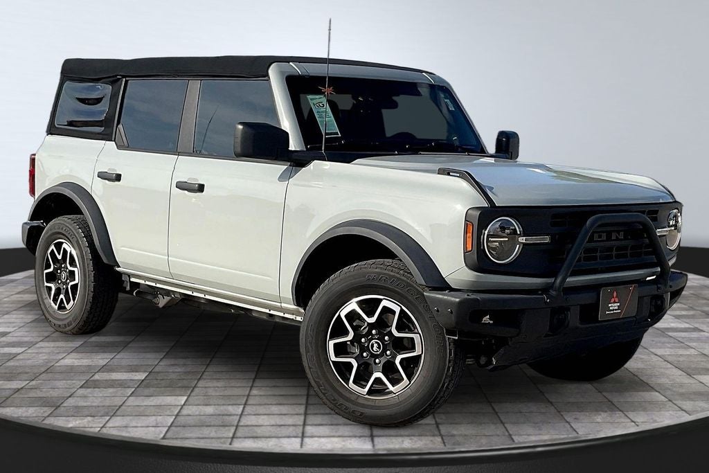 2022 Ford Bronco Base
