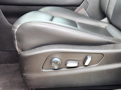 2024 Cadillac XT4 FWD Premium Luxury