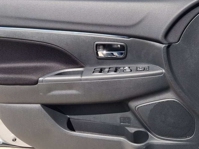 2026 Mitsubishi Outlander Sport ES