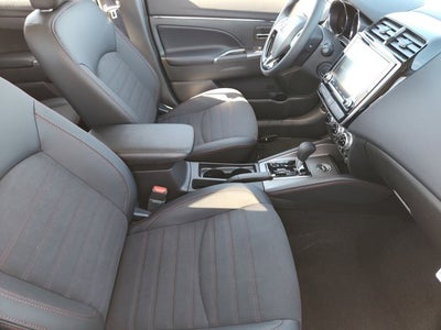 2026 Mitsubishi Outlander Sport SE