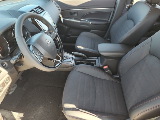 2026 Mitsubishi Outlander Sport SE