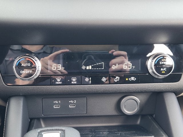 2026 Mitsubishi Outlander ES