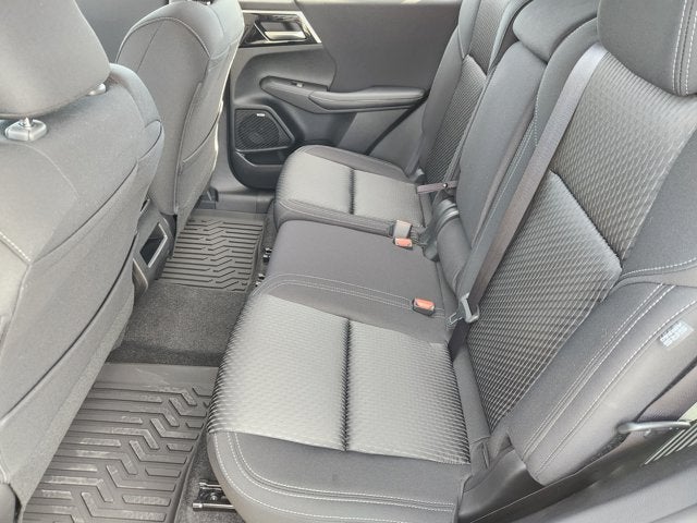 2026 Mitsubishi Outlander ES