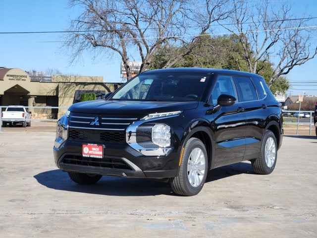 2026 Mitsubishi Outlander ES