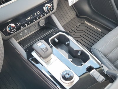 2026 Mitsubishi Outlander SE