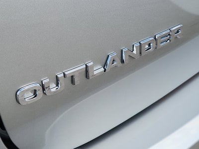 2026 Mitsubishi Outlander SE