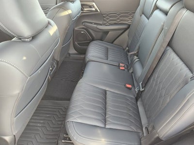 2026 Mitsubishi Outlander SEL