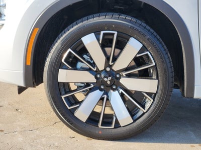 2026 Mitsubishi Outlander SEL