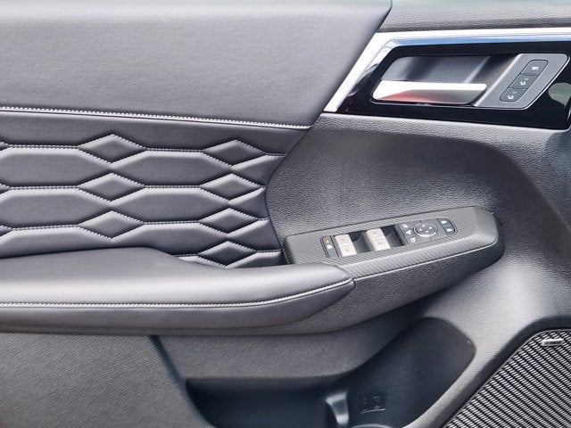 2026 Mitsubishi Outlander SEL