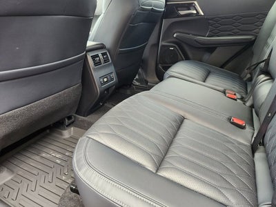 2026 Mitsubishi Outlander SEL