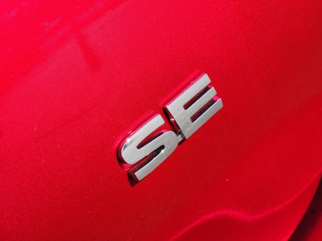 2025 Mitsubishi Outlander Base