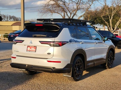 2026 Mitsubishi Outlander Trail Edition