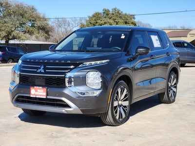 2026 Mitsubishi Outlander SE