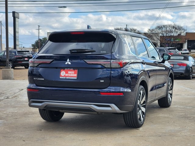 2026 Mitsubishi Outlander SE
