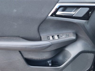 2025 Mitsubishi Outlander Plug-In Hybrid ES