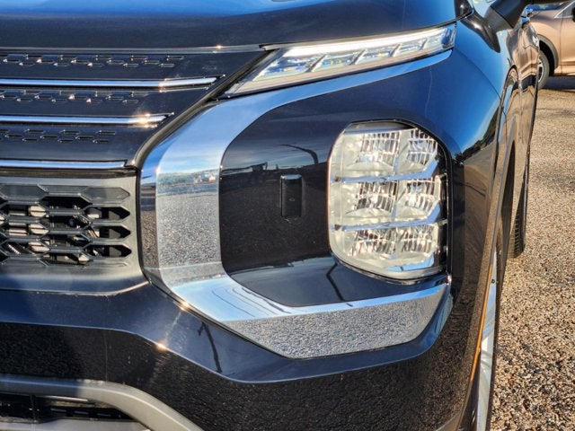 2025 Mitsubishi Outlander Plug-In Hybrid ES