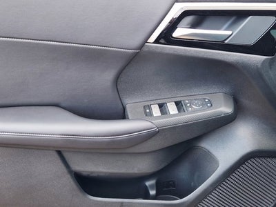 2025 Mitsubishi Outlander Plug-In Hybrid SE