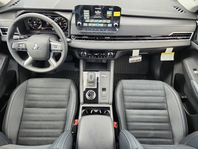 2025 Mitsubishi Outlander Plug-In Hybrid SE