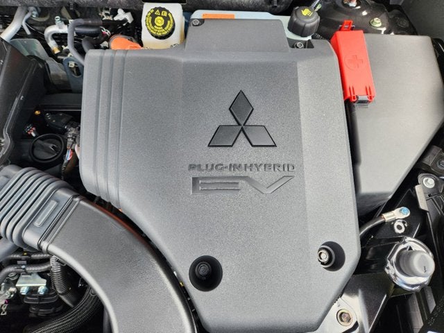 2025 Mitsubishi Outlander Plug-In Hybrid SE