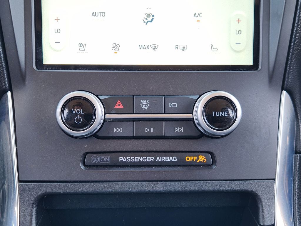 2021 Ford Edge Titanium