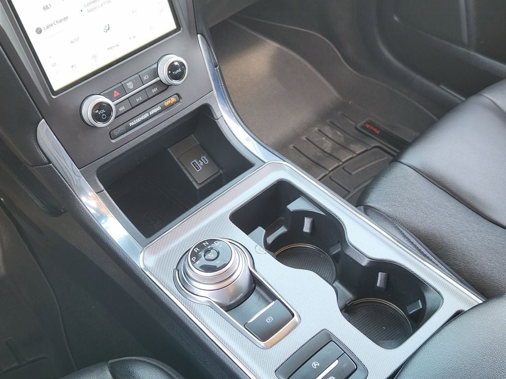 2021 Ford Edge Titanium