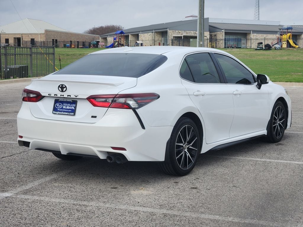 2021 Toyota Camry SE