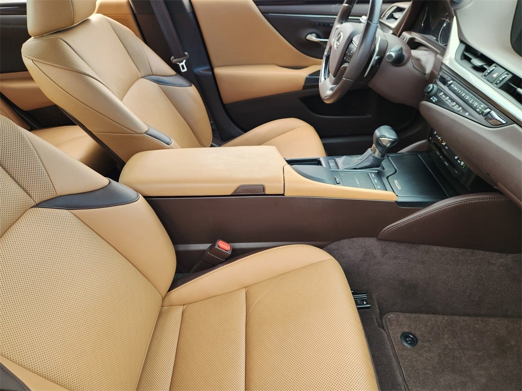 2019 Lexus ES 350