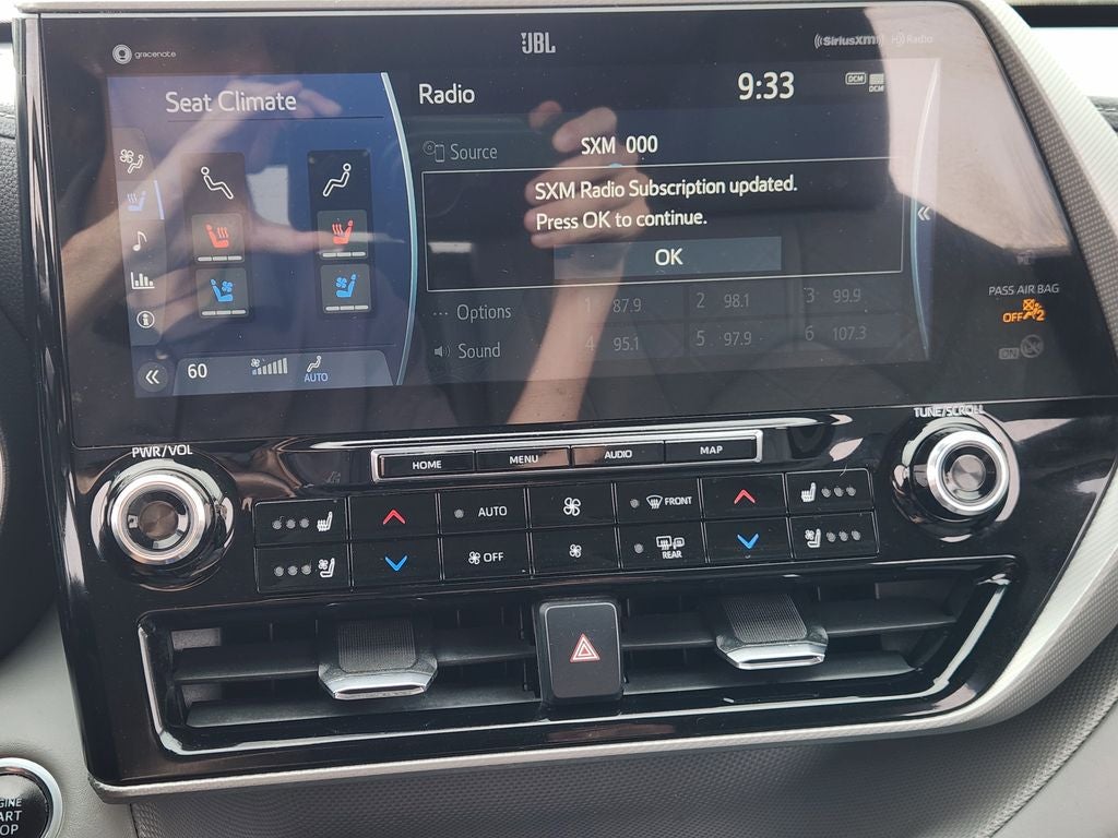 2021 Toyota Highlander Platinum