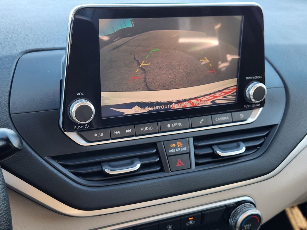 2022 Nissan Altima 2.5 SV