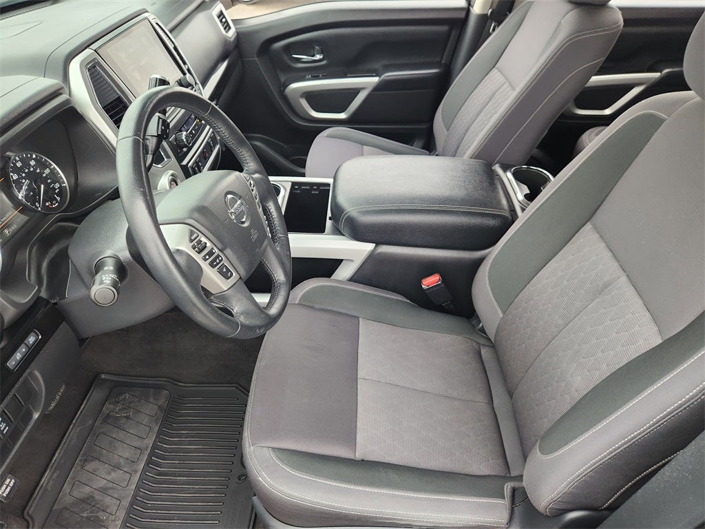 2021 Nissan Titan SV