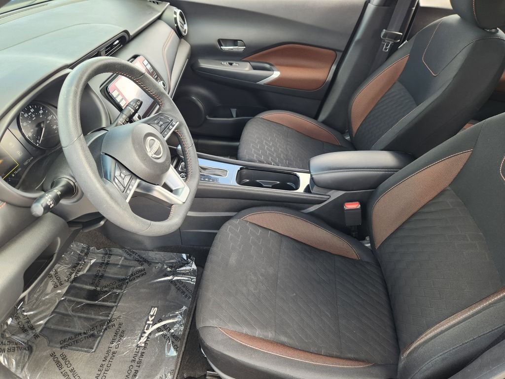 2024 Nissan Kicks SR