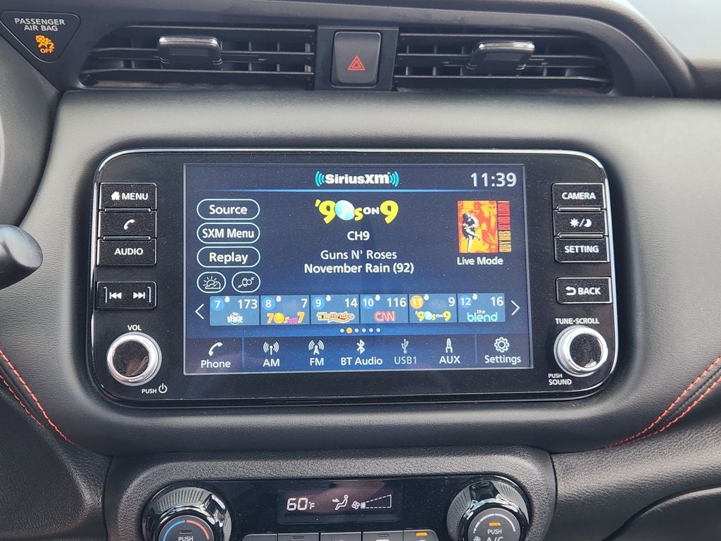 2024 Nissan Kicks SR