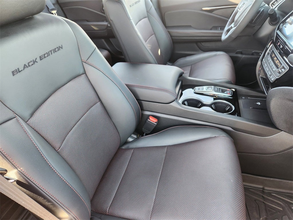 2025 Honda Ridgeline Black Edition