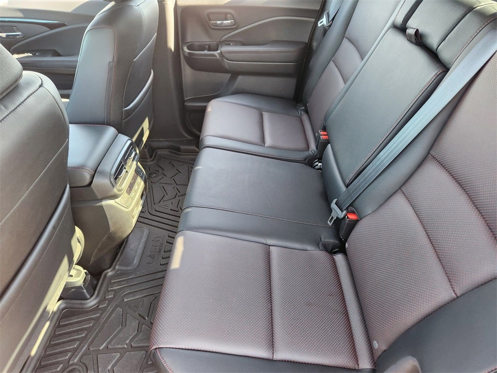 2025 Honda Ridgeline Black Edition