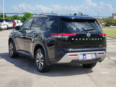 2024 Nissan Pathfinder SL
