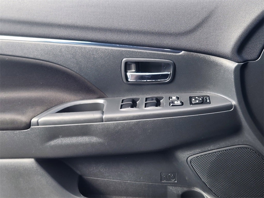 2023 Mitsubishi Outlander Sport Base