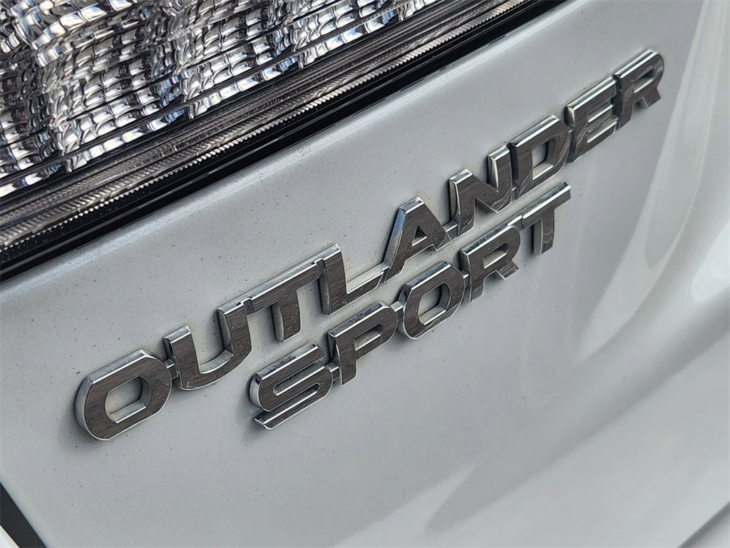 2023 Mitsubishi Outlander Sport Base