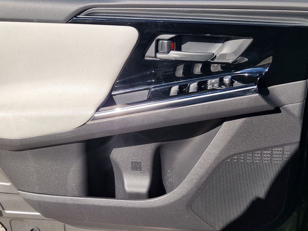 2023 Toyota bZ4X Base