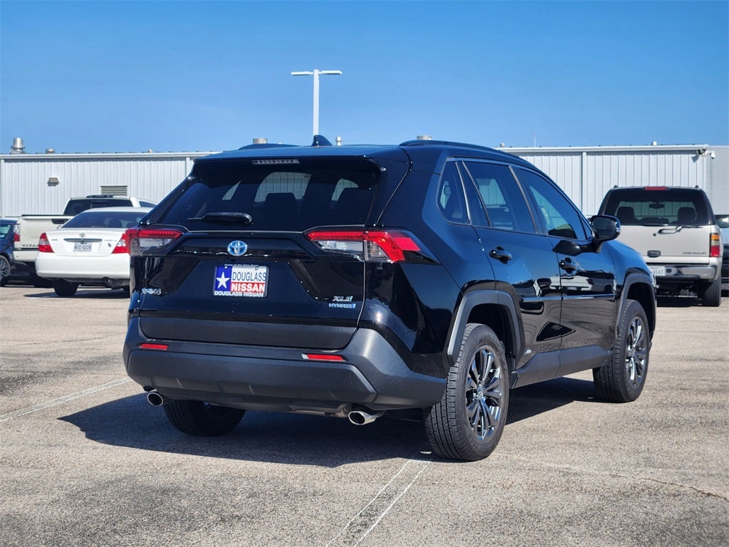 2022 Toyota RAV4 Hybrid XLE Premium