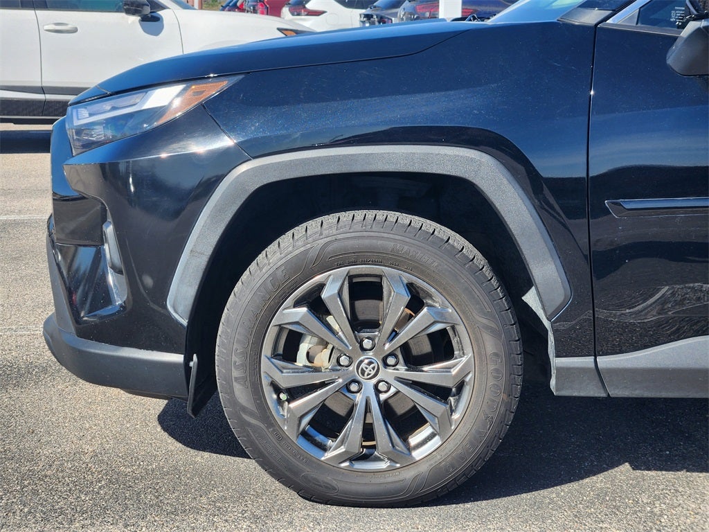 2022 Toyota RAV4 Hybrid XLE Premium