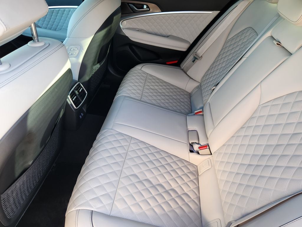 2025 Genesis G70 3.3T Sport Advanced