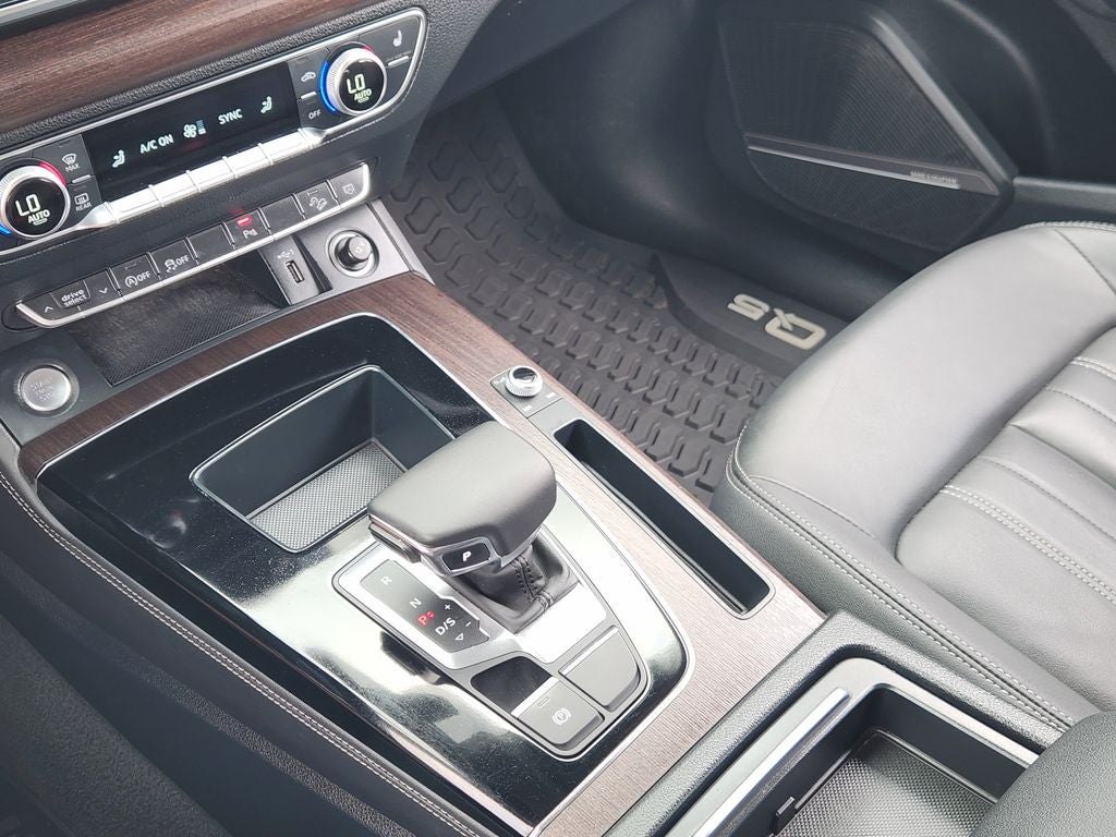 2022 Audi Q5 40 Premium Plus quattro
