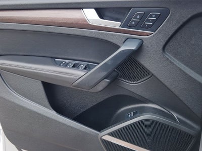 2022 Audi Q5 40 Premium Plus quattro