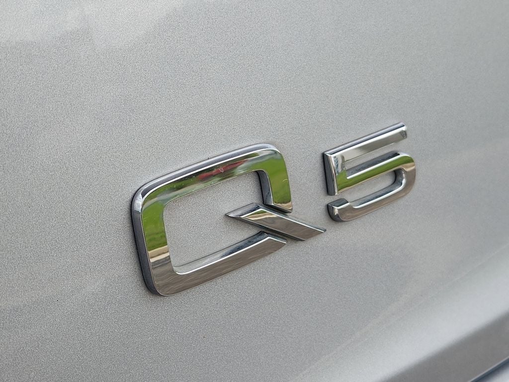 2022 Audi Q5 40 Premium Plus quattro